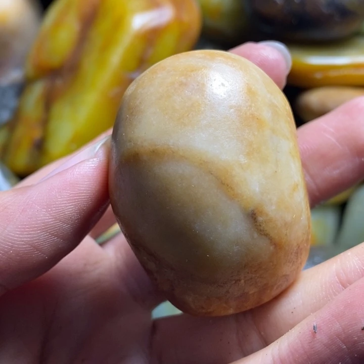 未镶嵌和田玉（糖玉）挂件