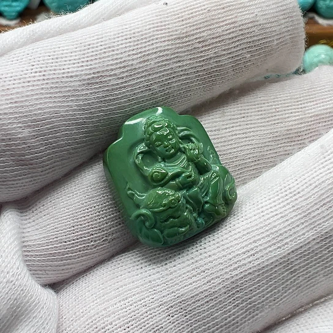 绿松石配饰未镶嵌