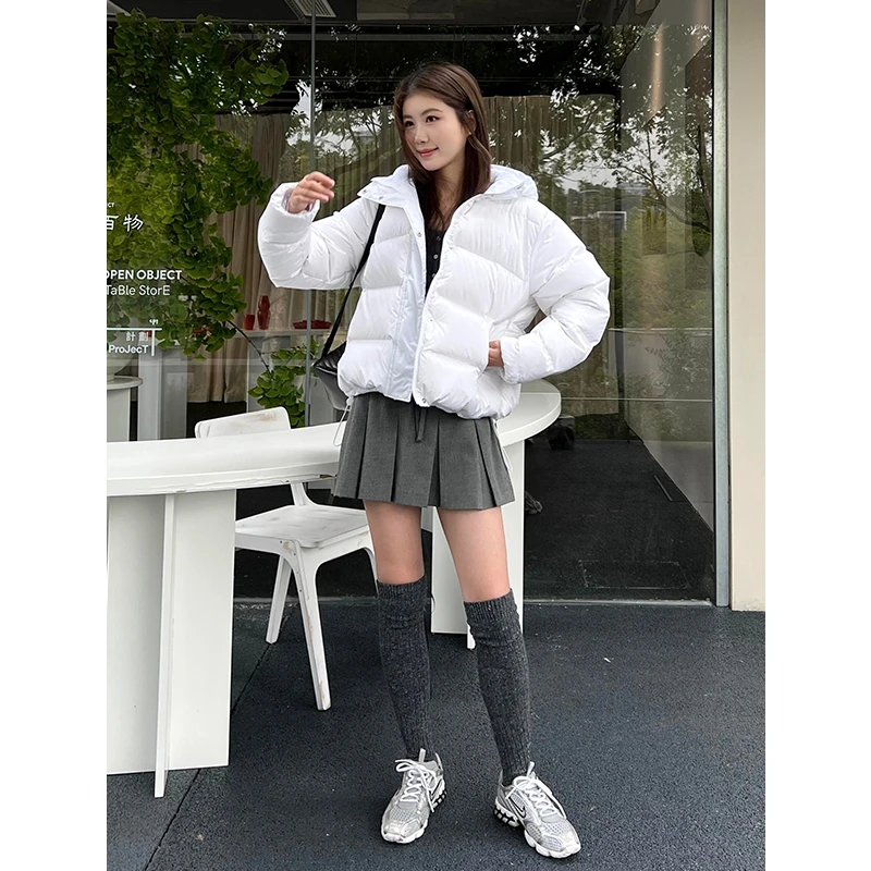 白色连帽羽绒服女短款2025冬季新款云朵泡芙加厚高级感白鸭绒外套