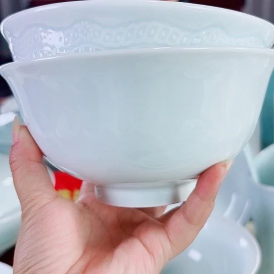 青瓷六英寸面碗两只