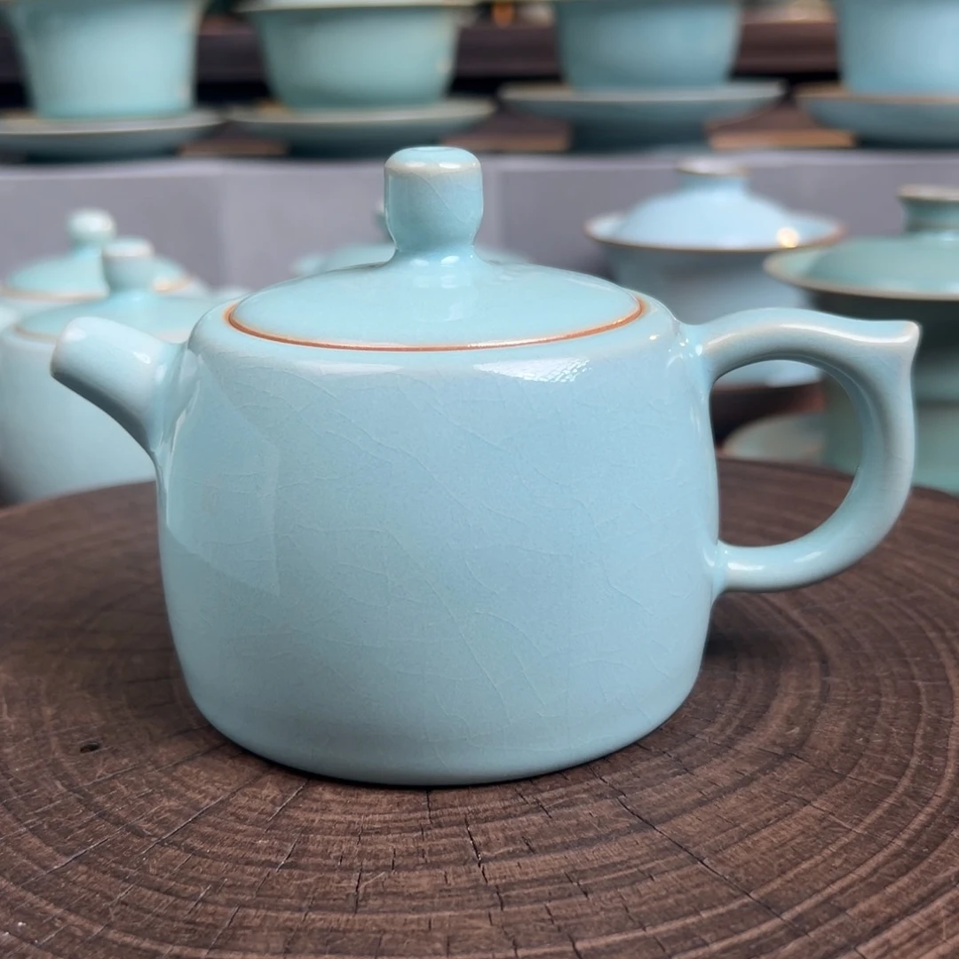 天青色井栏壶1111