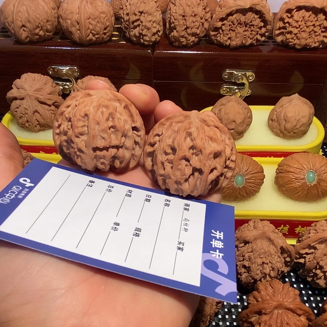 骨***蚓把件文玩核桃文玩核桃苹果圆全品