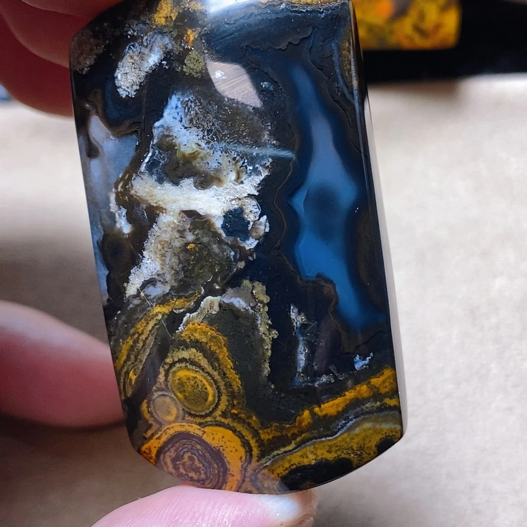 未镶嵌颈饰玛瑙/玉髓本*年