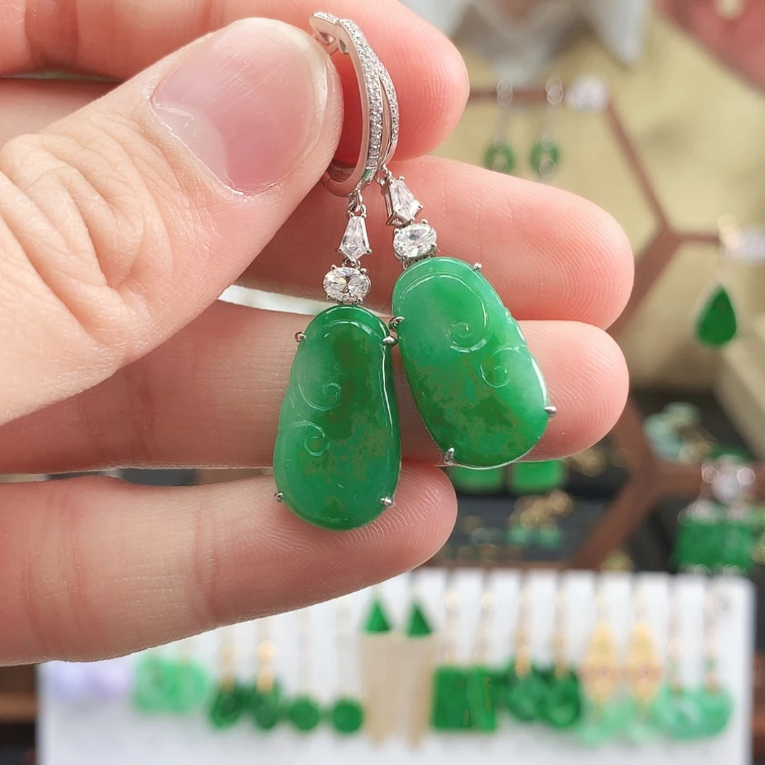 翡翠耳饰18K金镶嵌耳饰