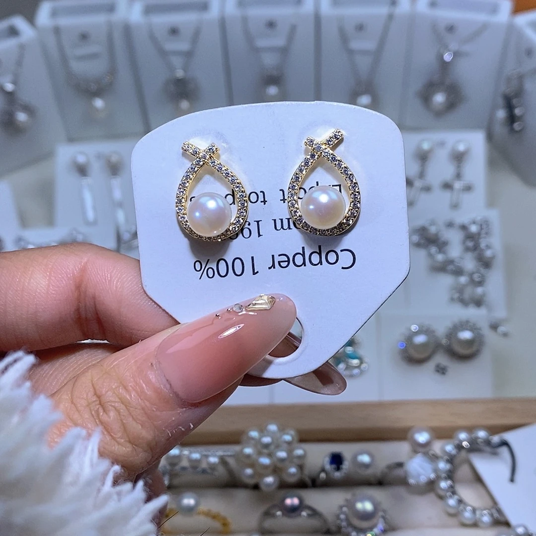 未镶嵌淡水珍珠耳饰