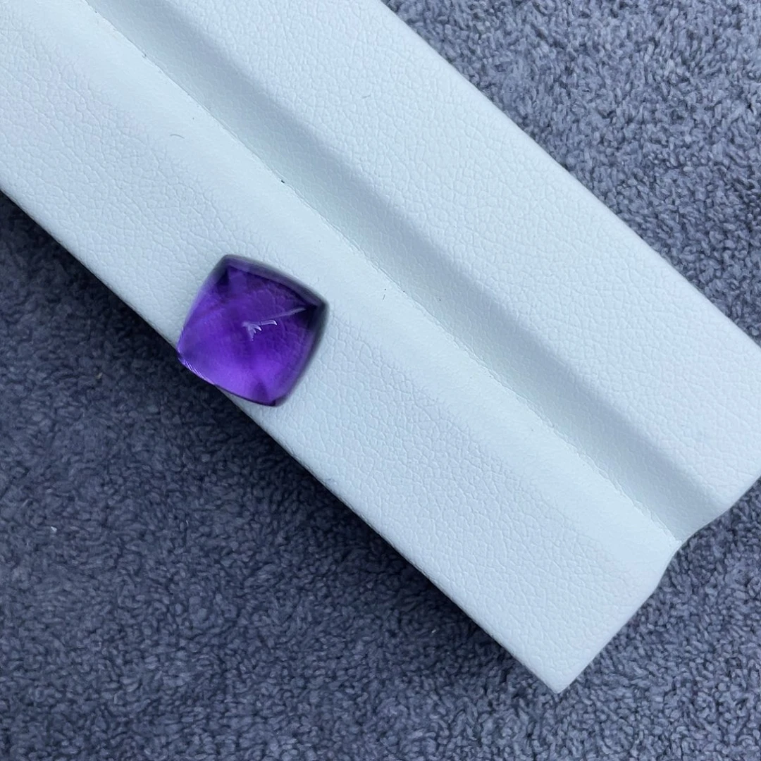 紫晶笔搁未镶嵌6.55Ct