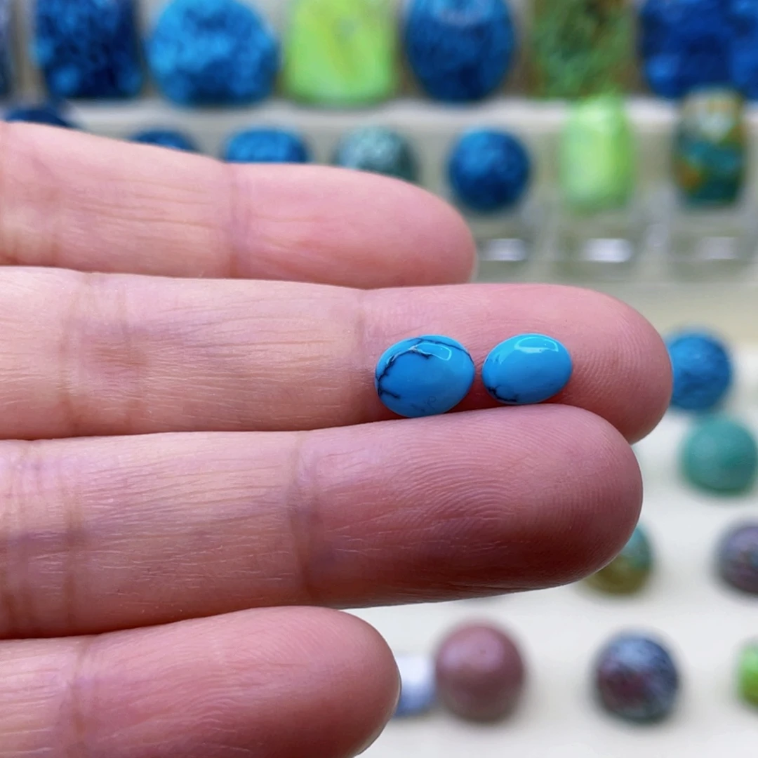 未镶嵌绿松石颈饰