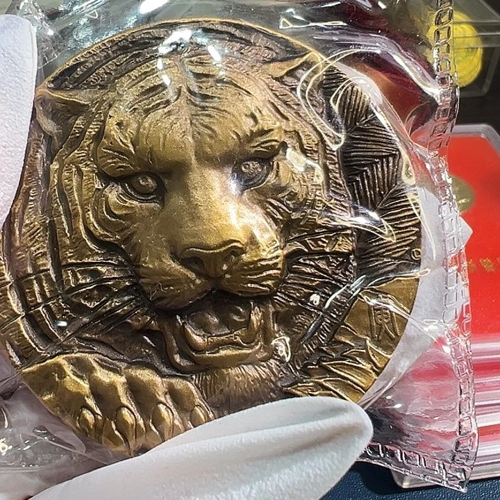 其他普通金属生肖虎铜章一枚