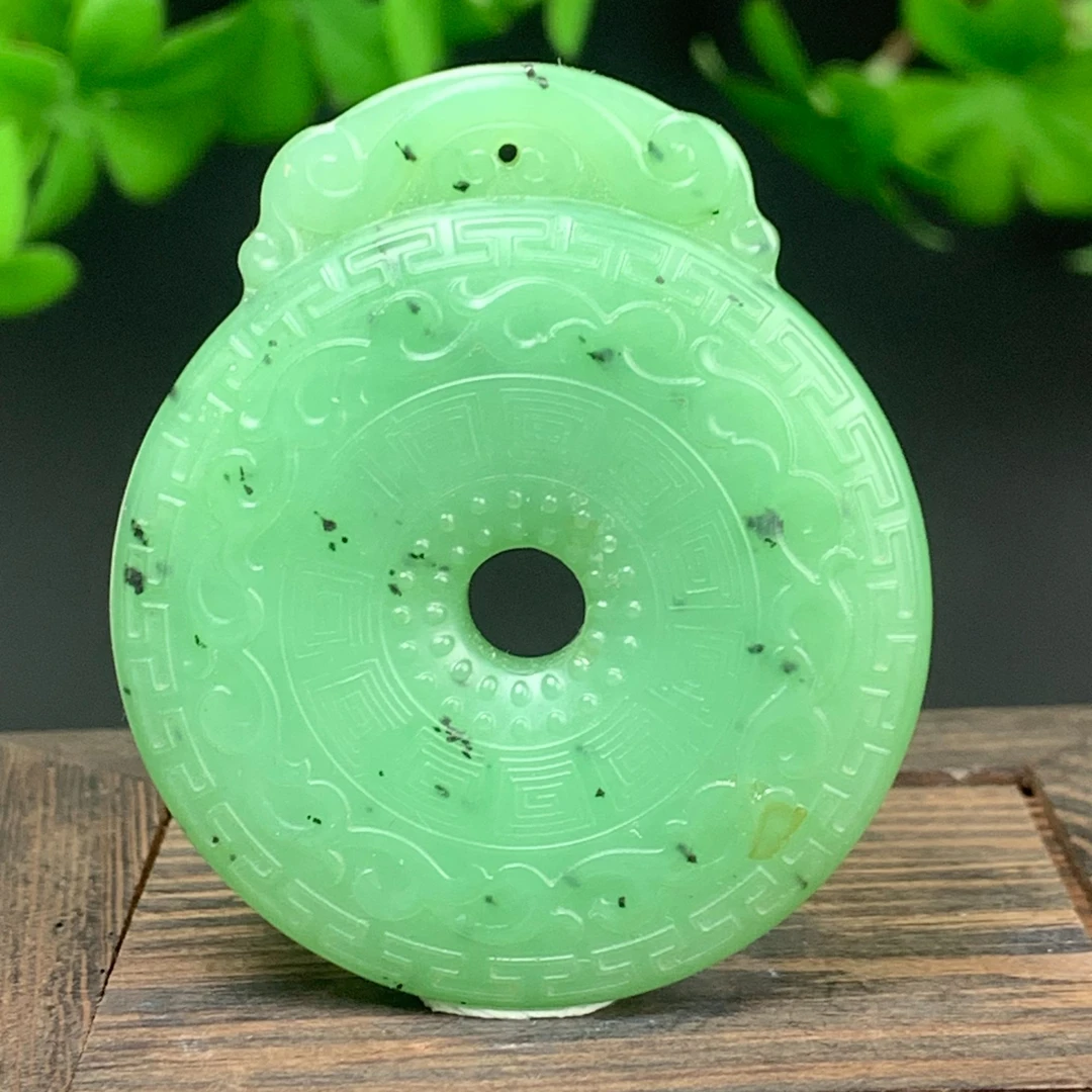 D031珠宝玉石精选和田玉吊坠