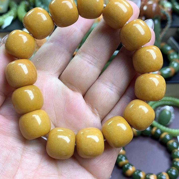 手串未镶嵌透闪石质玉