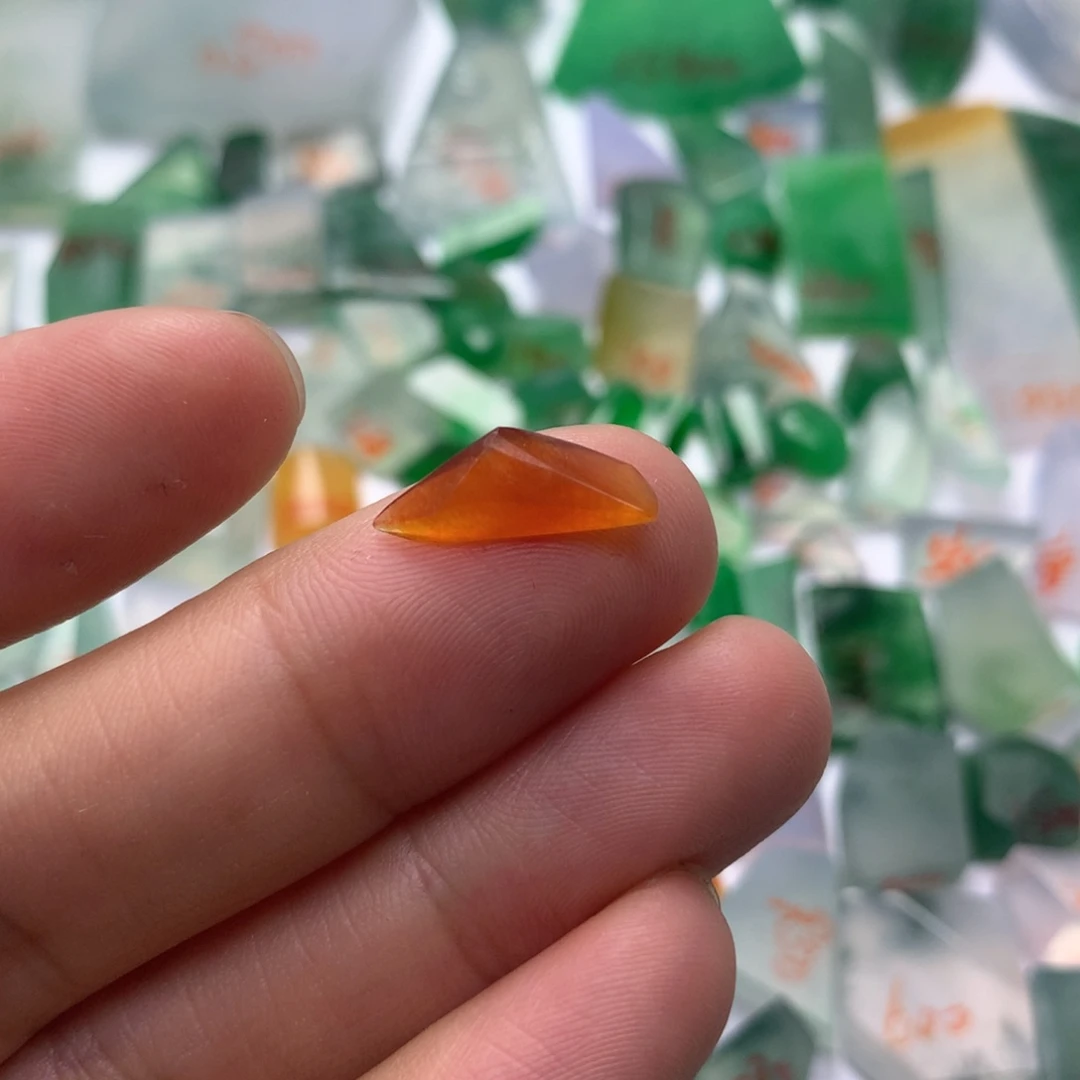 定制翡翠未镶嵌天然缅甸翡翠