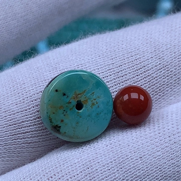 南红玛瑙未镶嵌珠宝奇石