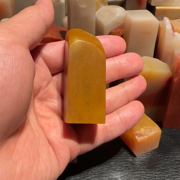 老挝石风**翁北部田黄，