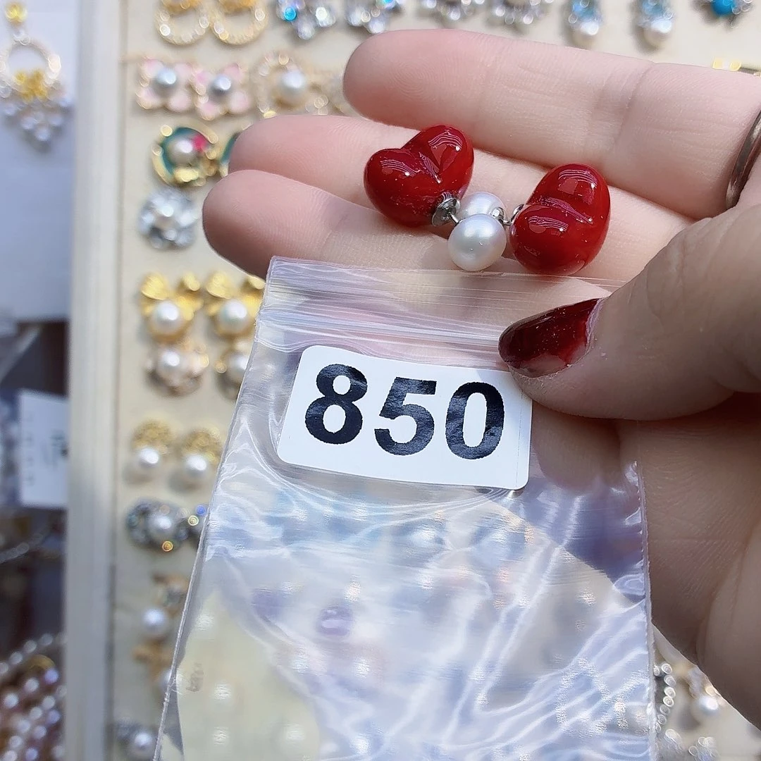 淡水珍珠耳饰合金