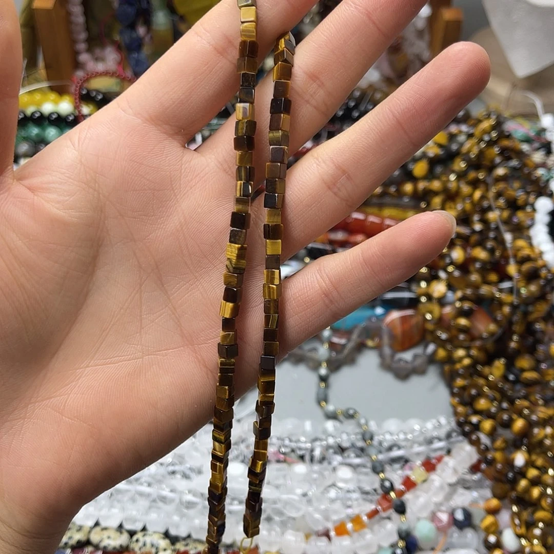 玛瑙/玉髓未镶嵌珠宝半成品卡4黄虎方块一条