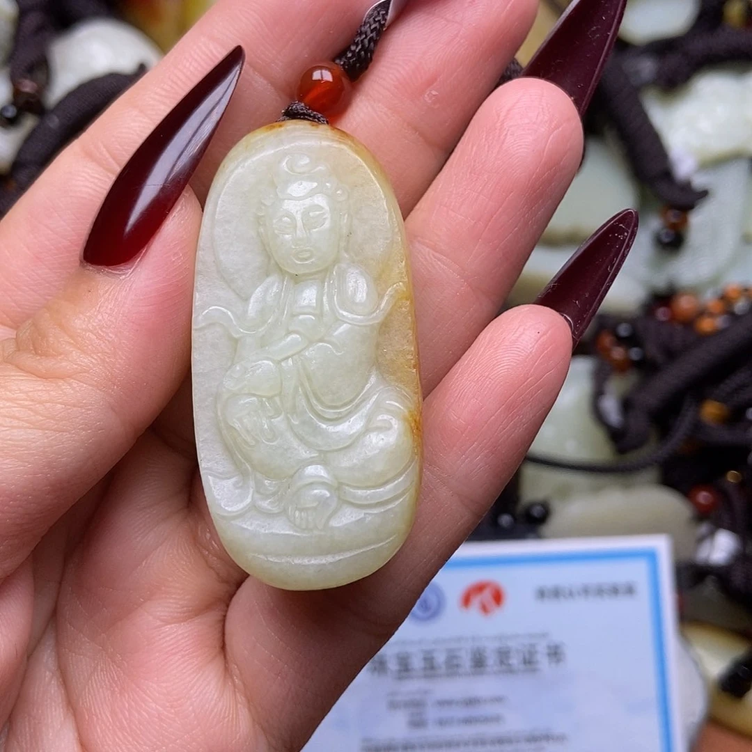 和田玉未镶嵌颈饰