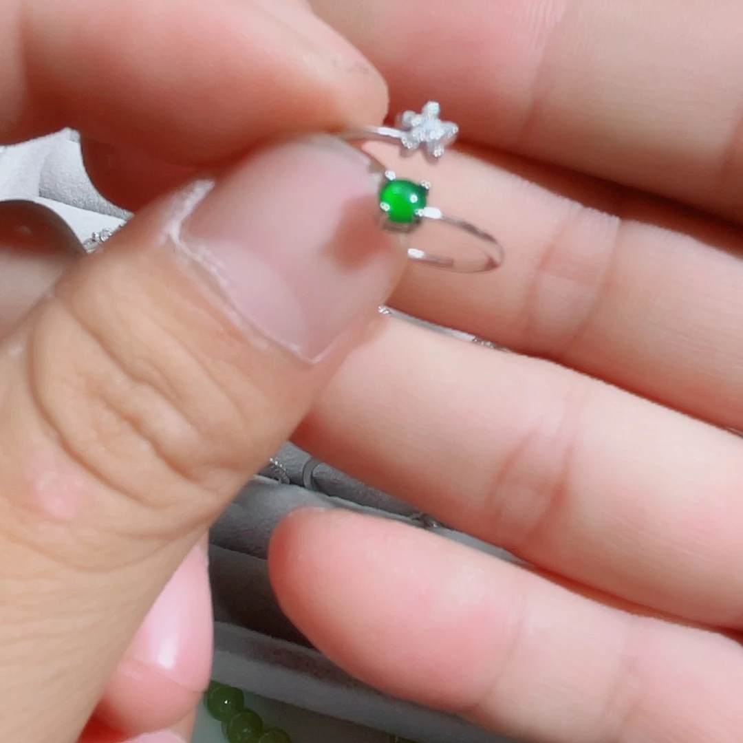 翡翠戒指未镶嵌帝王