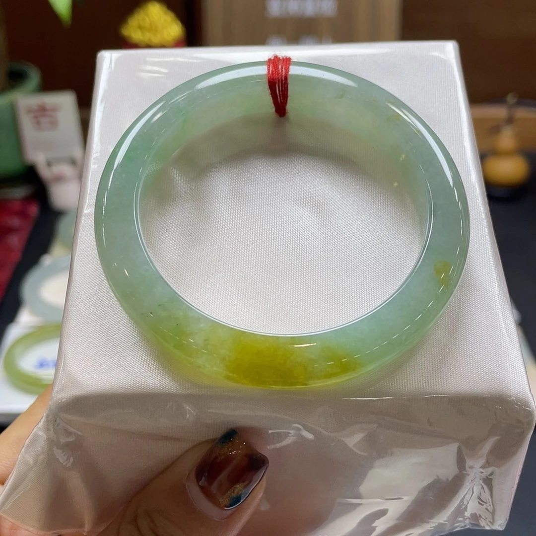 翡翠未镶嵌手镯5 号链接