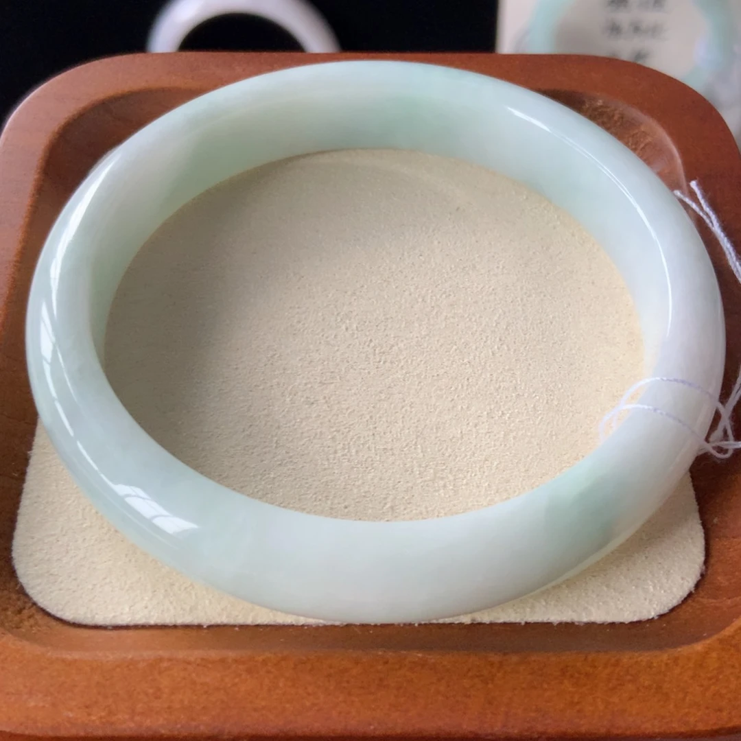 翡翠手镯未镶嵌18号65-12.3-8