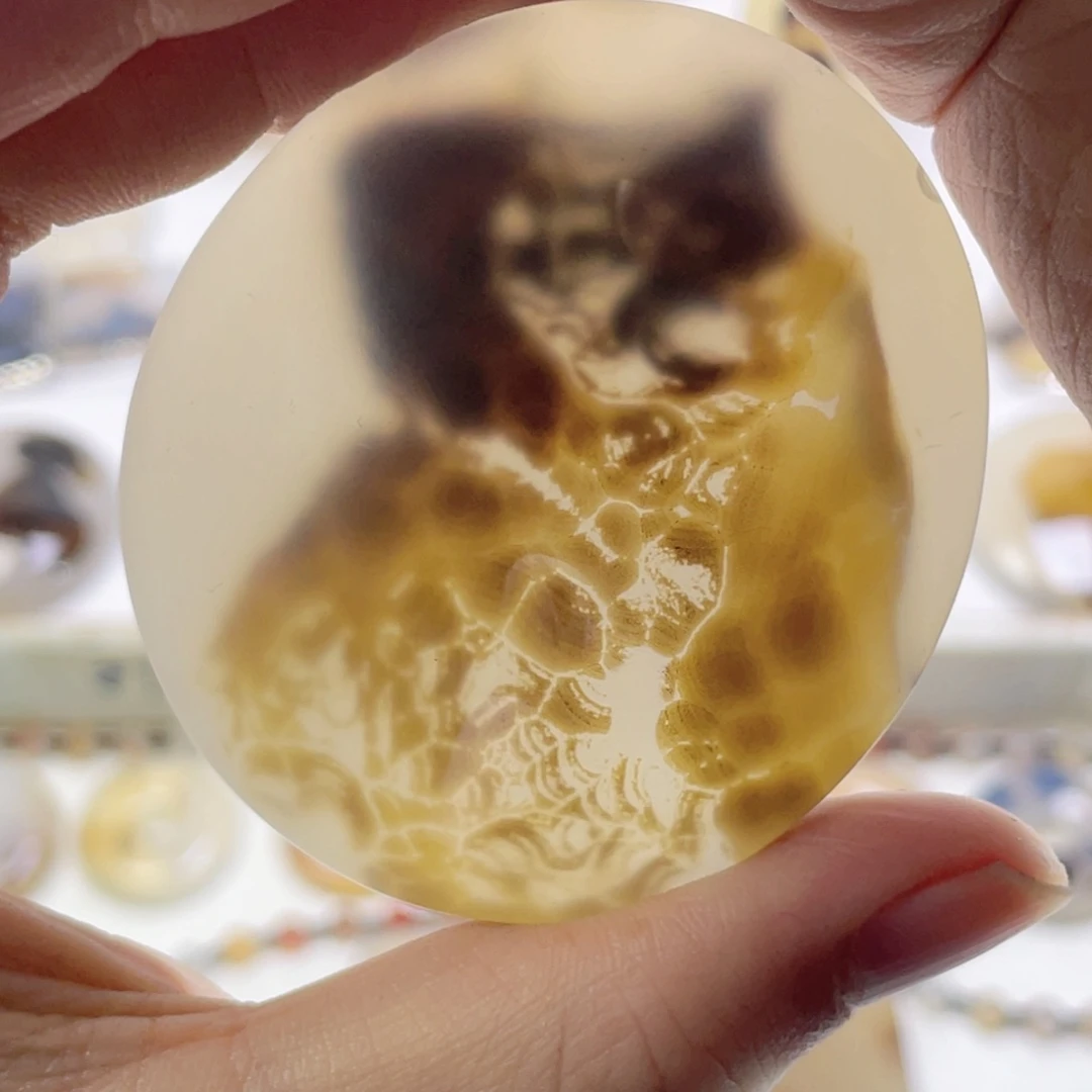 玛瑙/玉髓未镶嵌珠宝奇石