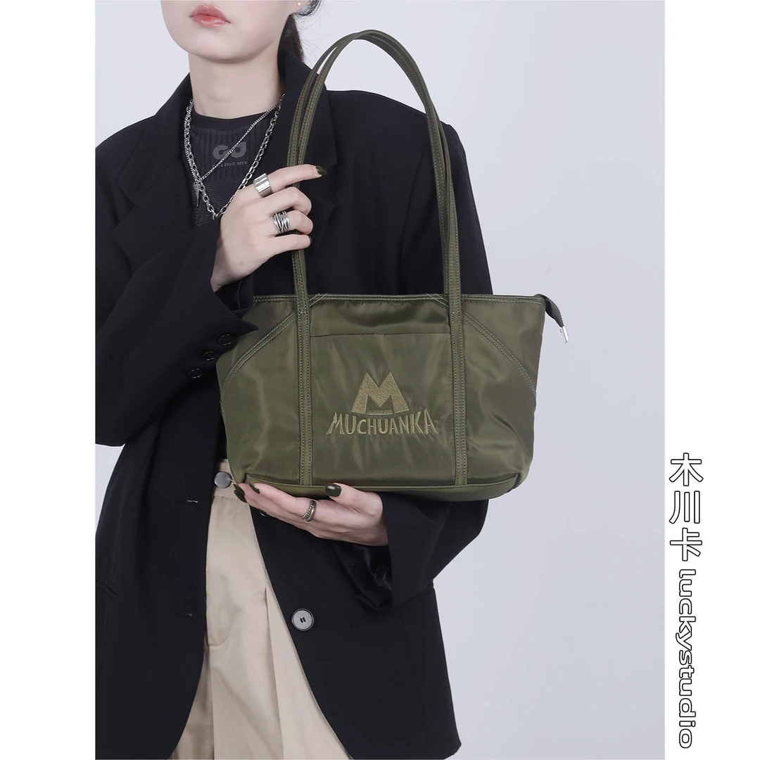 木川卡原创简约轻便百搭运动单肩托特包户外环保袋饺子包时尚通勤