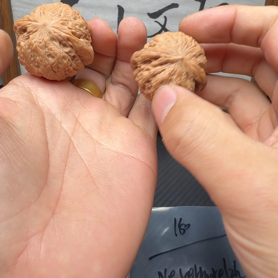 N***k吊坠文玩核桃铁锤150