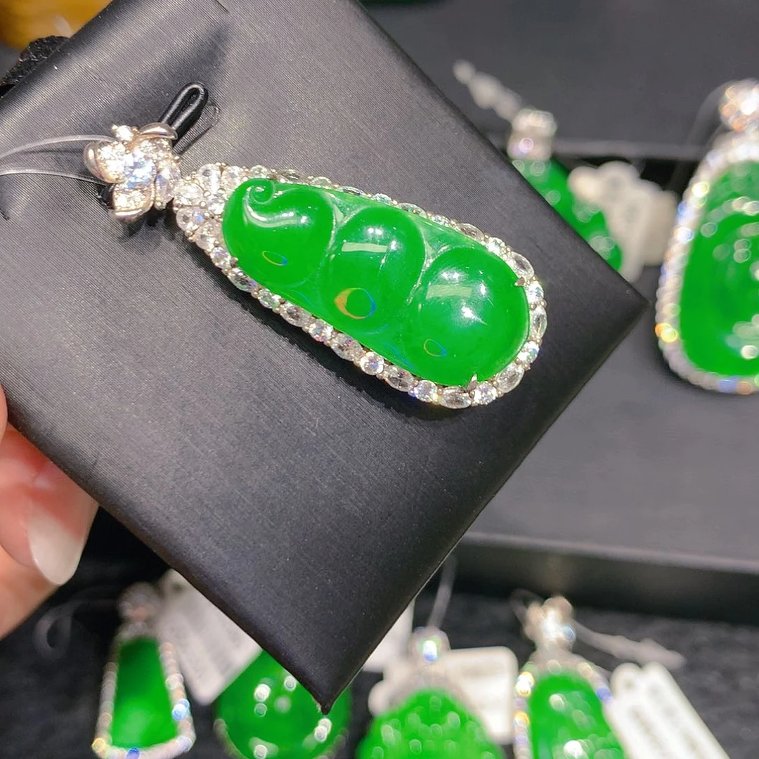 颈饰银S925镶嵌翡翠80863