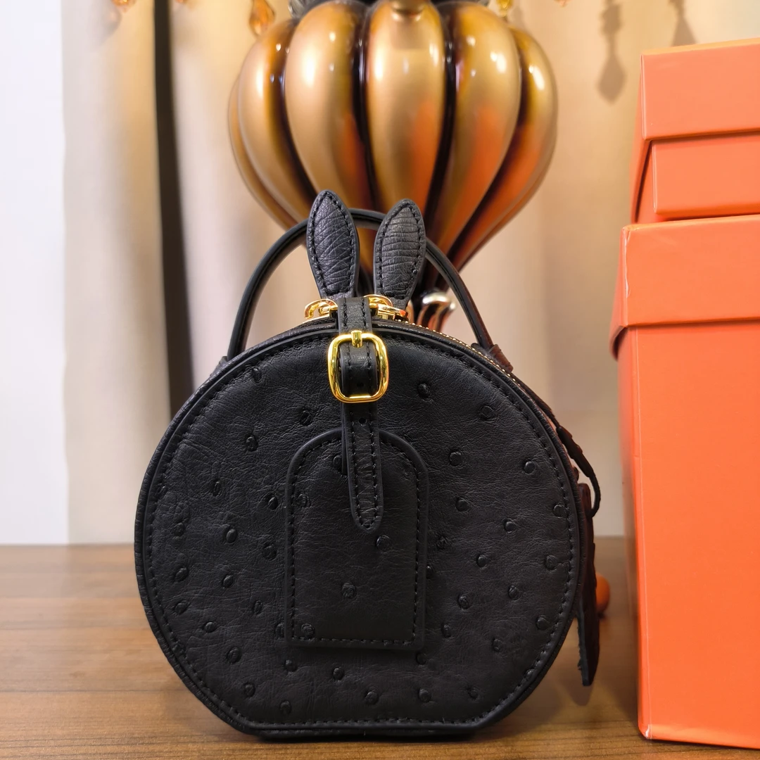 新款时尚好物稀有皮高定轻奢鸵鸟皮圆饼包百搭单肩斜跨手提包