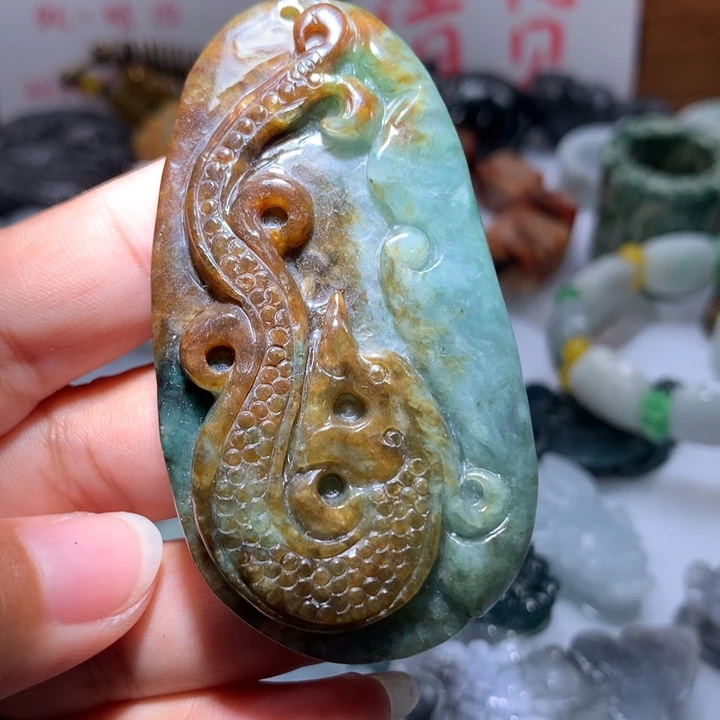 翡翠未镶嵌颈饰保真天然A货翡翠