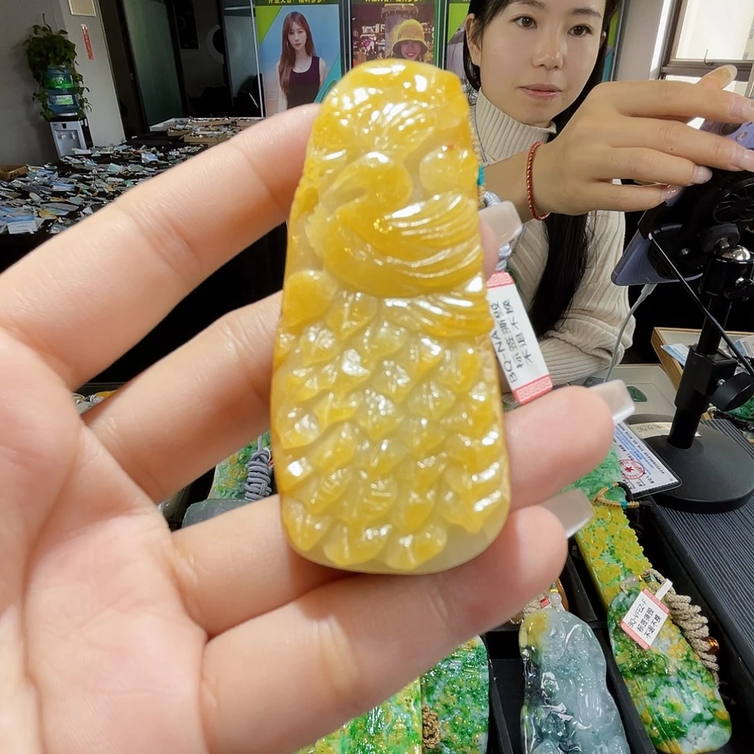 颈饰未镶嵌翡翠一
