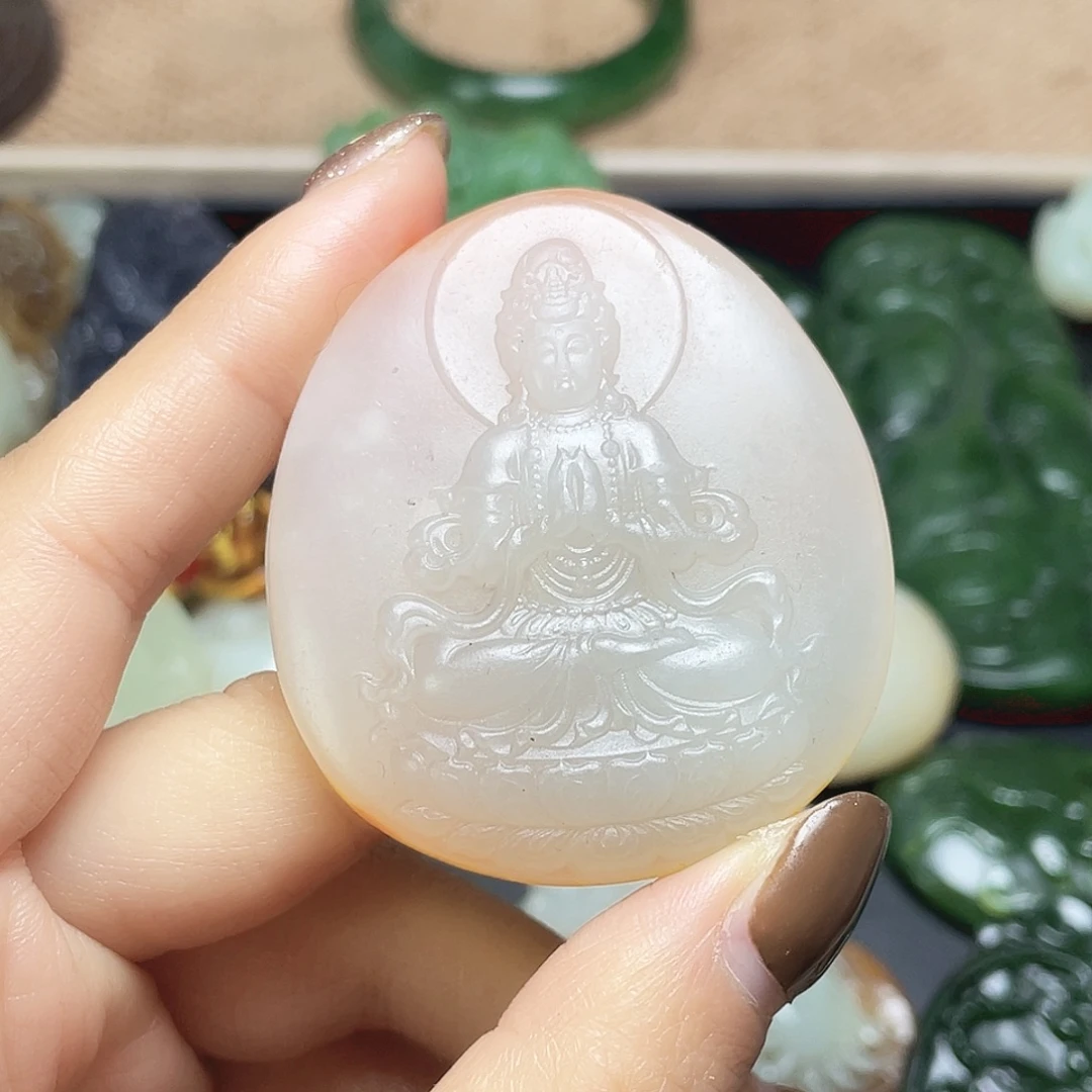 和田玉未镶嵌颈饰