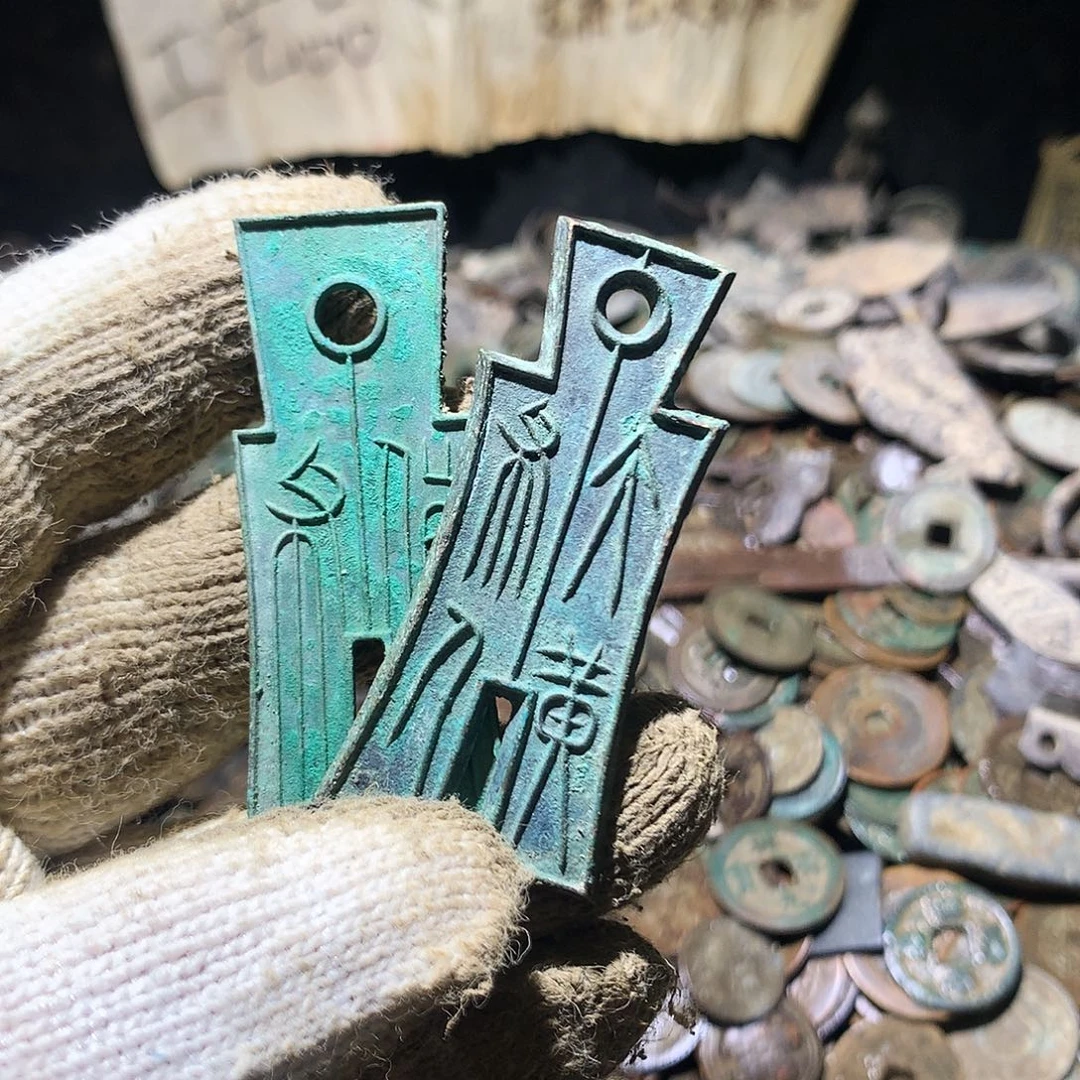 一***～铜小杨小杨工艺品花钱