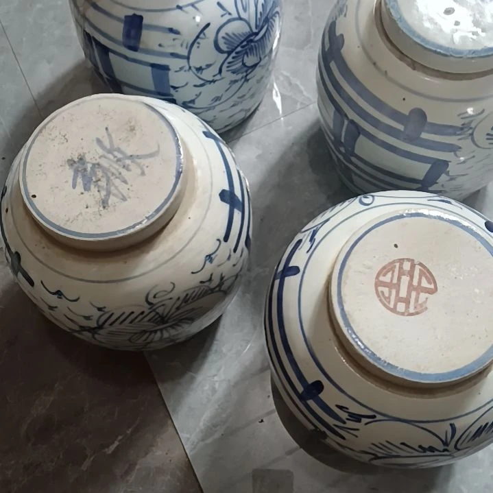 罐精***A青花喜字罐子，四个一起。