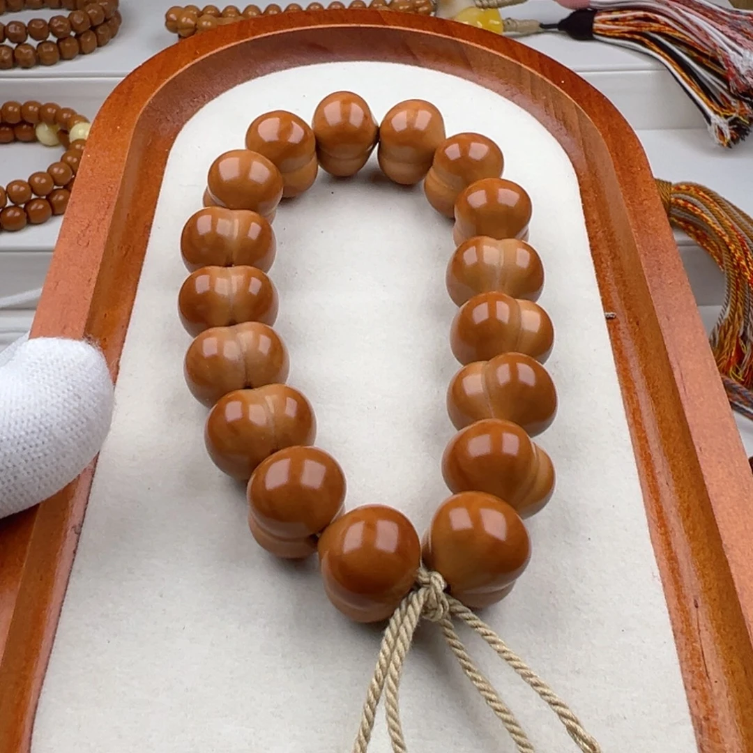 男***樽猴头核桃吊坠大屁桃