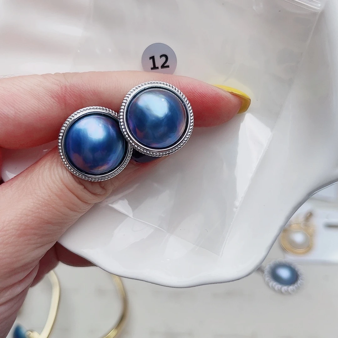 耳饰银S925镶嵌拼合珍珠（马贝珠）金****月