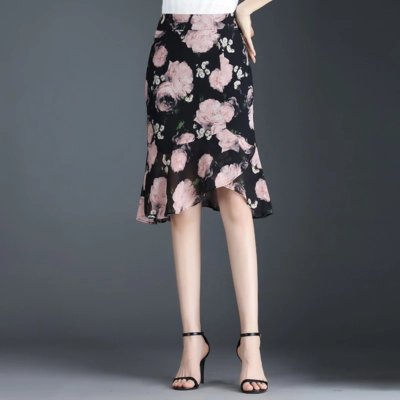 雪纺鱼尾半身裙新款2025夏款碎花山茶花女薄款包臂裙短裙印花裙子