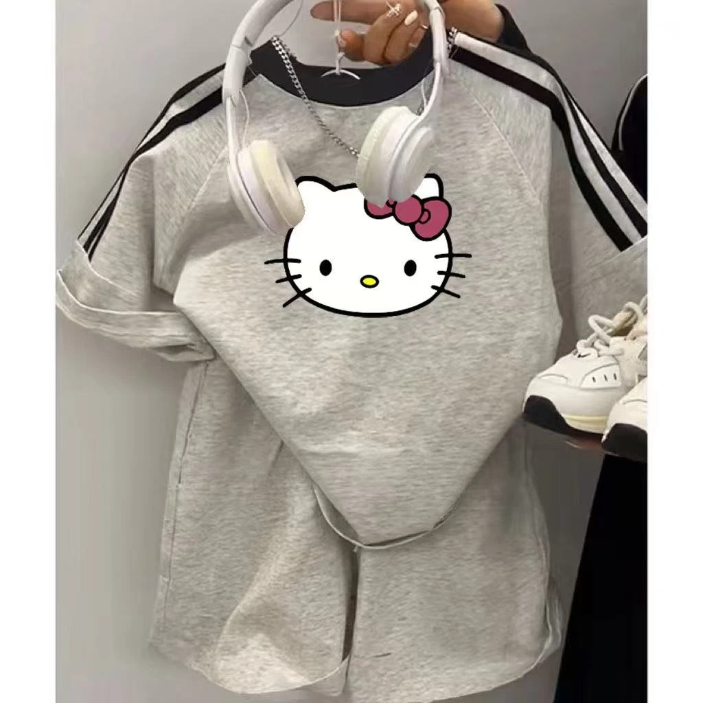 宝宝女童HelloKitty纯棉套装短袖五分裤三条杠卡通中大儿童两件套