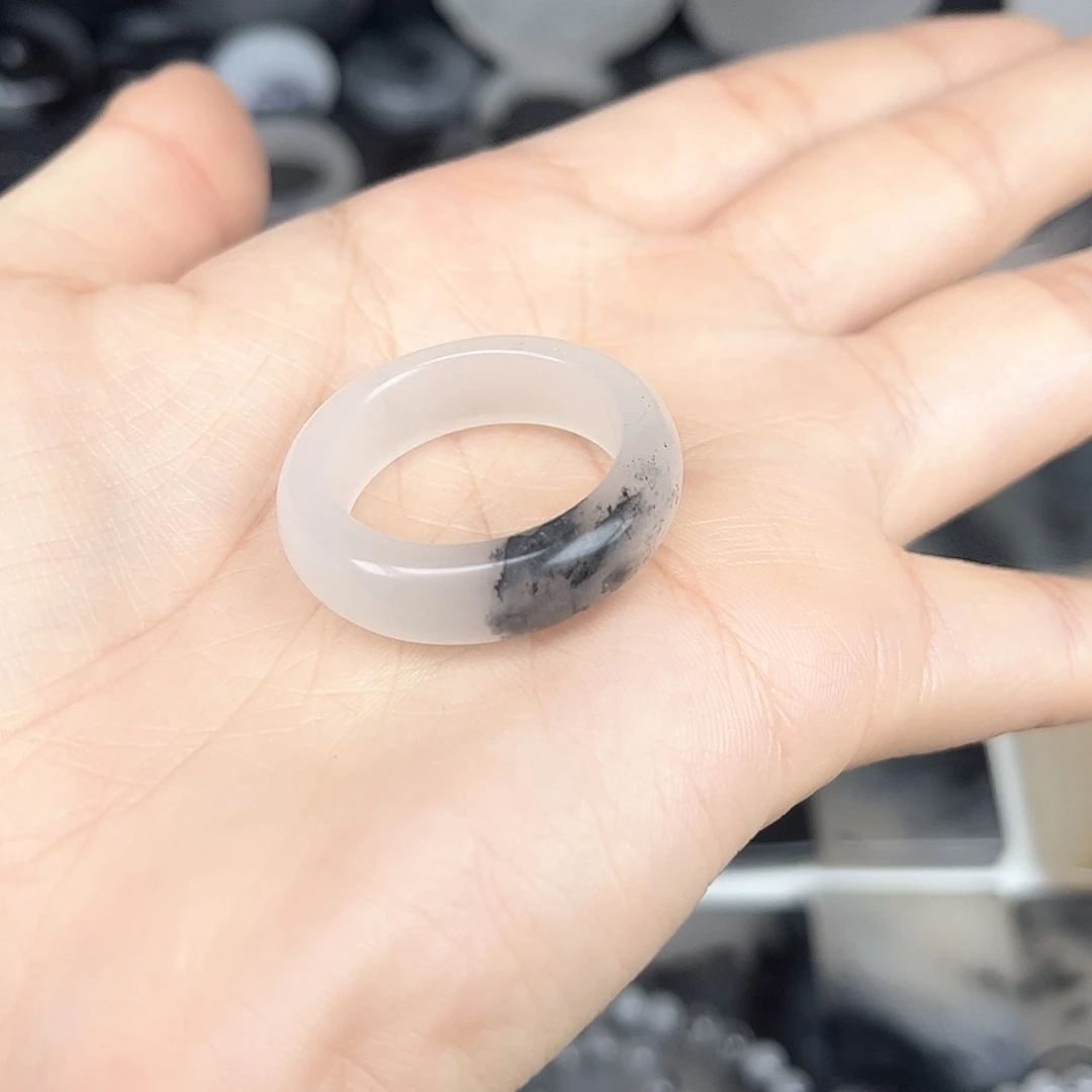 洪****^青花，22， ， ， ，