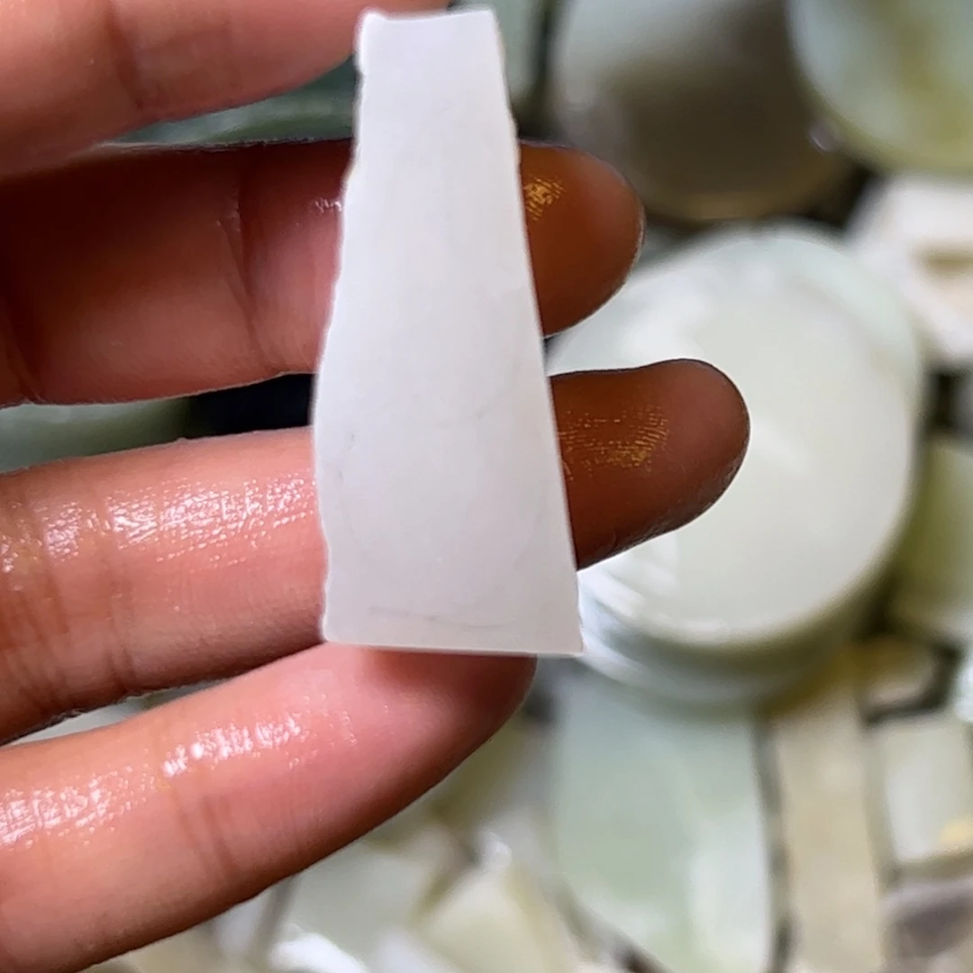 和田玉未镶嵌项链