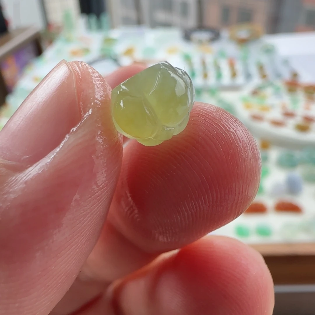 未镶嵌定制翡翠定制翡翠毛货不退不换