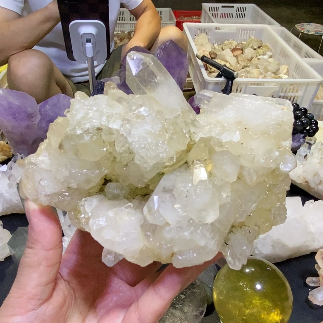 水晶珠宝半成品未镶嵌毛**?
