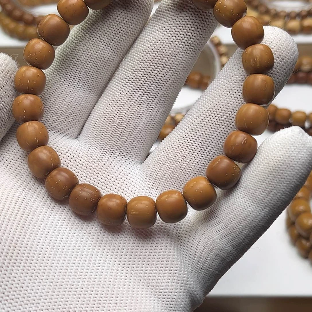 紫金鼠手串嘿****i9实心福利