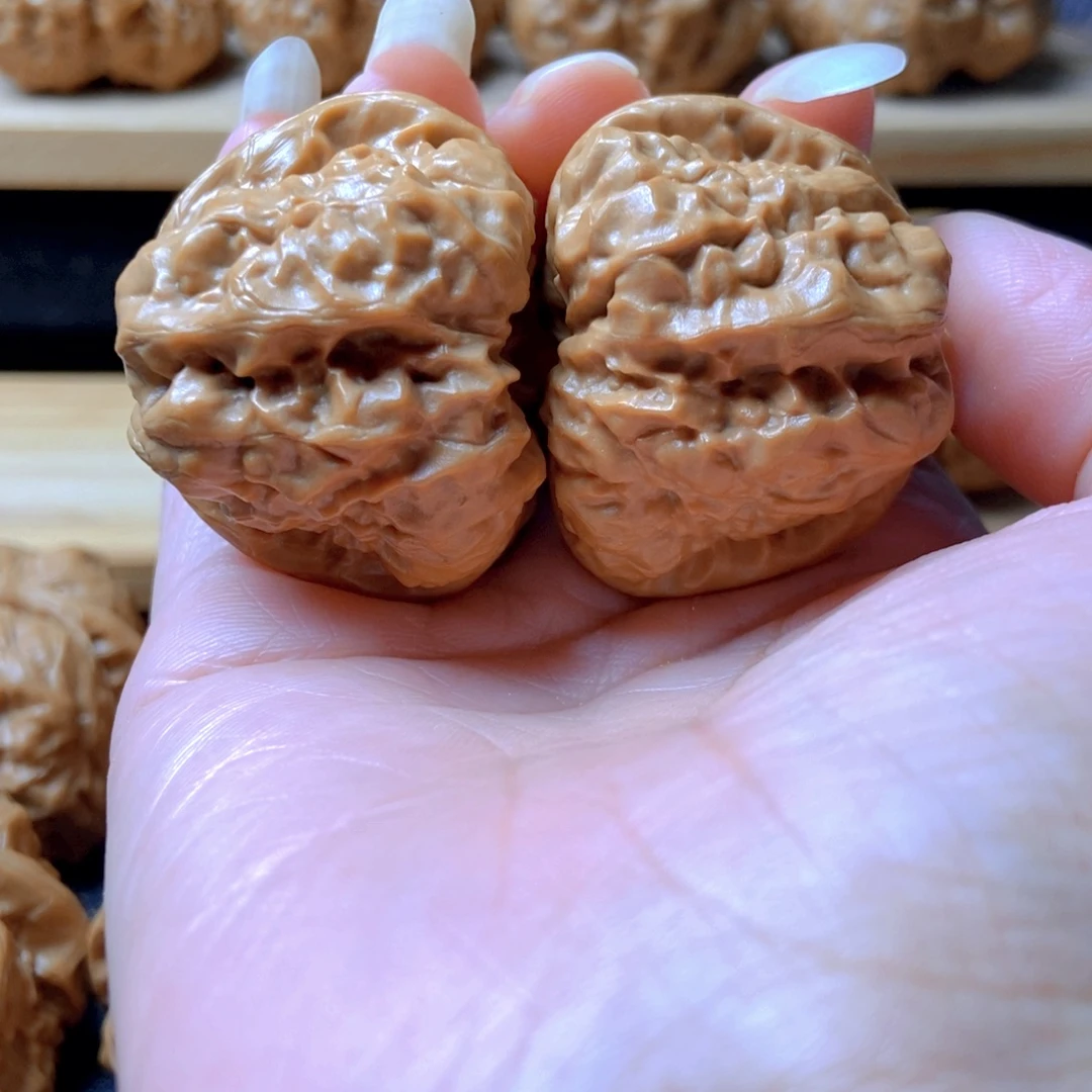 文玩核桃吊坠蛤蟆头40