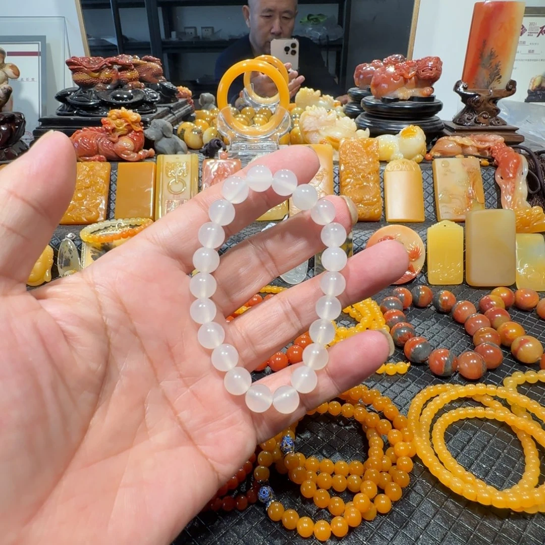 石英质玉（黄龙玉）合金颈饰