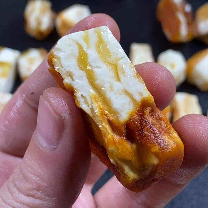 未镶嵌定制琥珀P***7