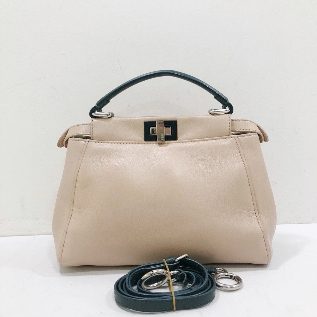 95新 FENDI/芬迪 芬迪peekaboo全皮粉银色手提单肩斜挎包