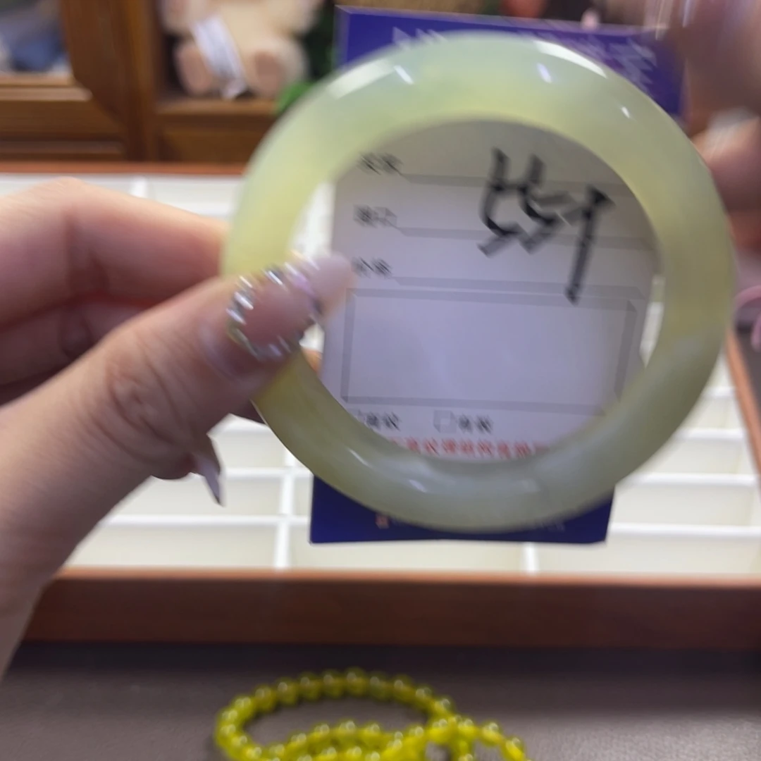 蛇纹石玉未镶嵌手镯684