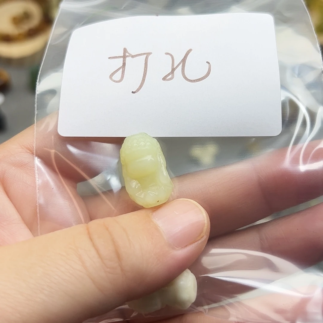 婷***蛇纹石玉未镶嵌配珠