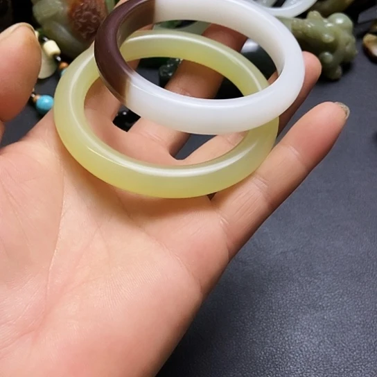 闲***乐吊坠白玉菩提挂件