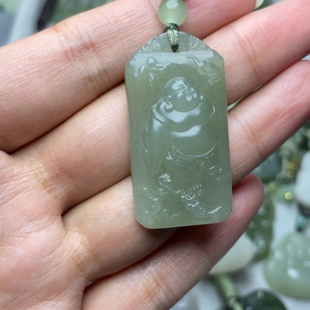 【闪购商品】颈饰未镶嵌和田玉（糖玉）农***?